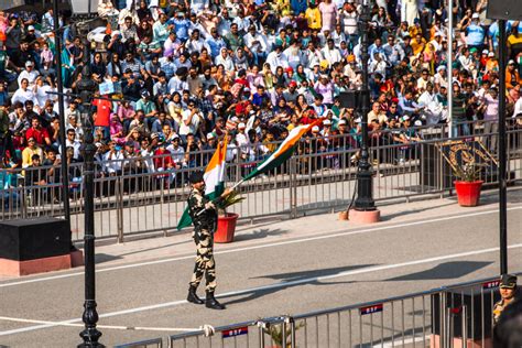  Das Wagah Border Ceremony Mysterium: Was wirklich zwischen Ali Zafar und den indischen Grenzschützern geschah?