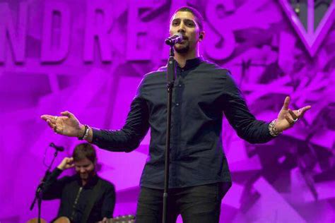 Andreas Bourani: Live Konzert in Hamburg – Eine musikalische Odyssee für die Sinne!